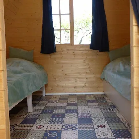 B2b Campingpods *