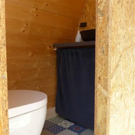 B2b Campingpods Campsite *